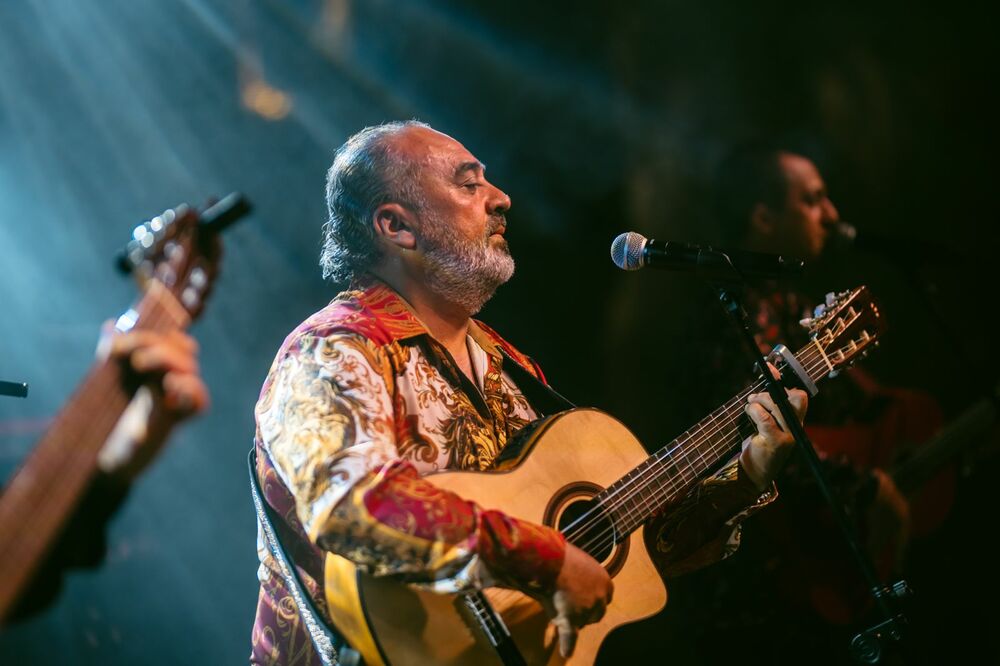 Един от бившите вокалисти на Gipsy Kings Чико Кастийо ще свири с групата си за празника на Несебър