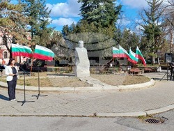 Община Кюстендил: Кюстендил отбеляза 50-ата годишнина от смъртта на Димитър Пешев