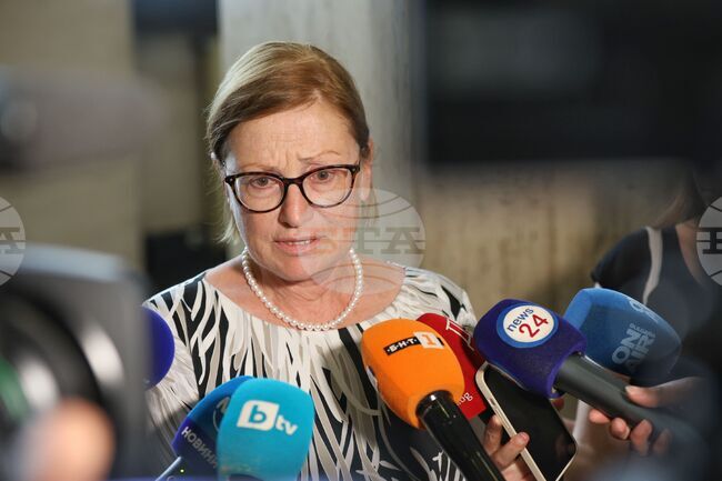 Неизвестен депутат се появи по обвинението за организирана престъпна група спрямо кмета на Варна Благомир Коцев, обясни адвокат Ина Лулчева