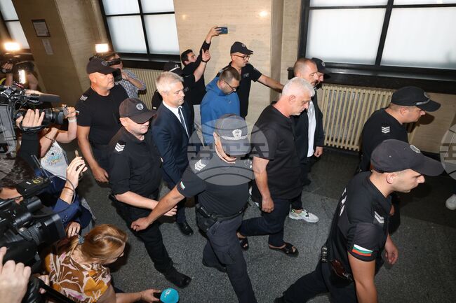 Sofia City Court Leaves Varna Mayor, Three Other Individuals in Custody 