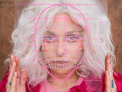 На дигиталното отдалечаване, идентичността и тихата мъка е посветена новата песен на Виктория, снимка – „Орфей мюзик“