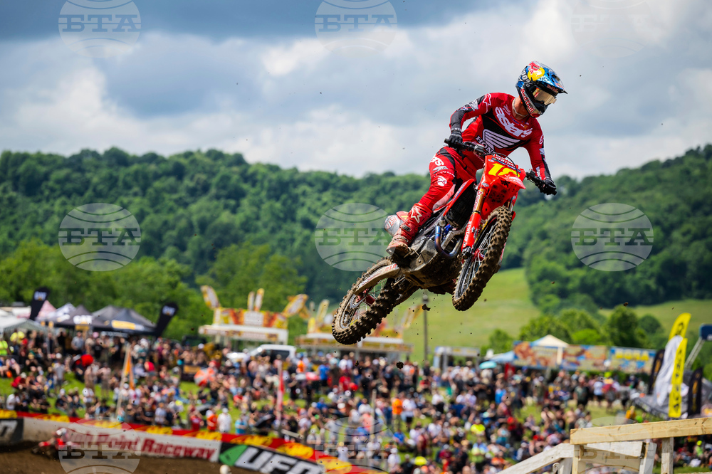 Budding Rivalry Motocross