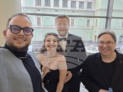 Денис Иванов за първата постановка на „Ернани“ в Мариинския театър, дело на трима българи