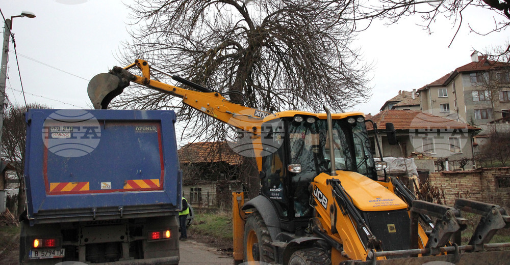 Разград - проект - подмяна на водопроводи - първа копка