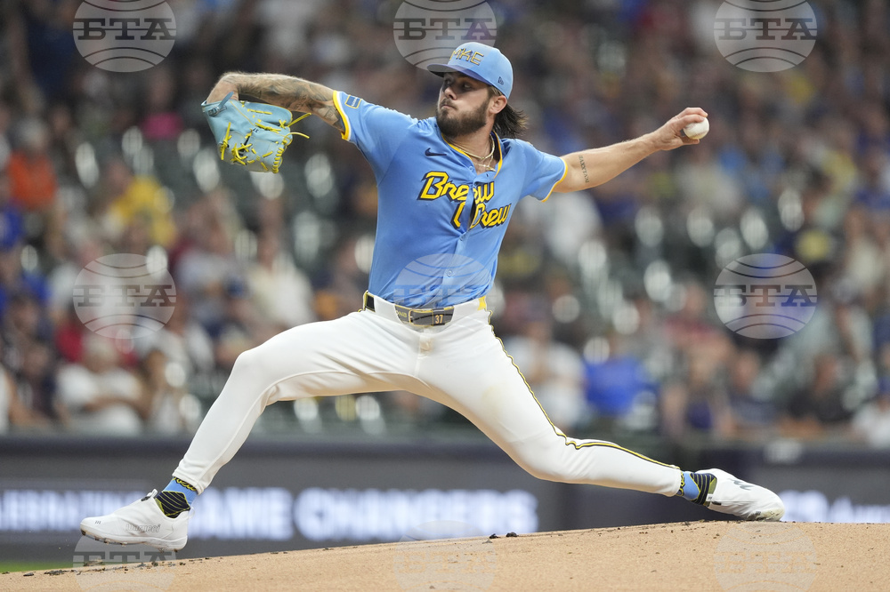 Nationals Brewers Baseball