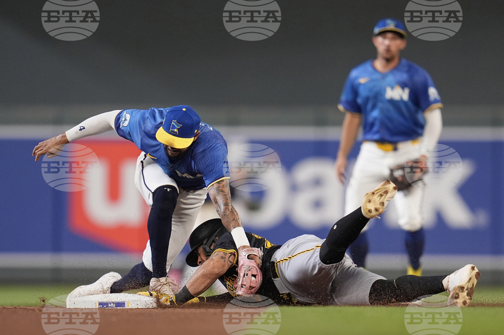 Pirates Twins Baseball