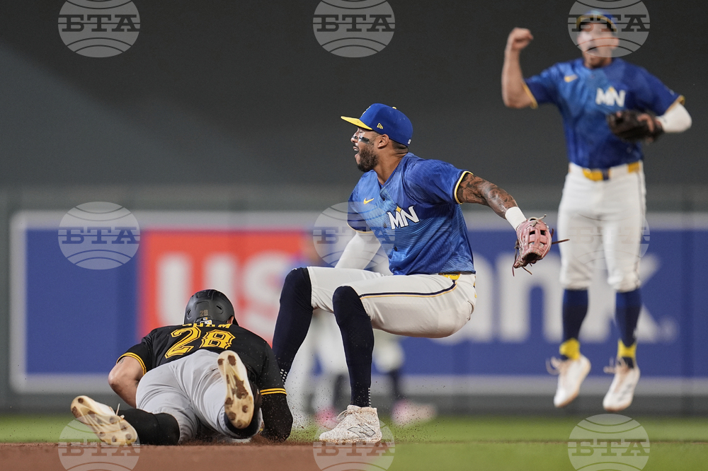 Pirates Twins Baseball