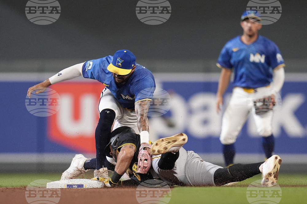 Pirates Twins Baseball