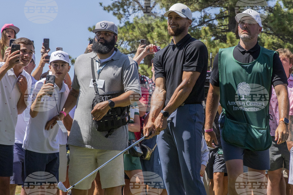 Celebrity Championship Golf
