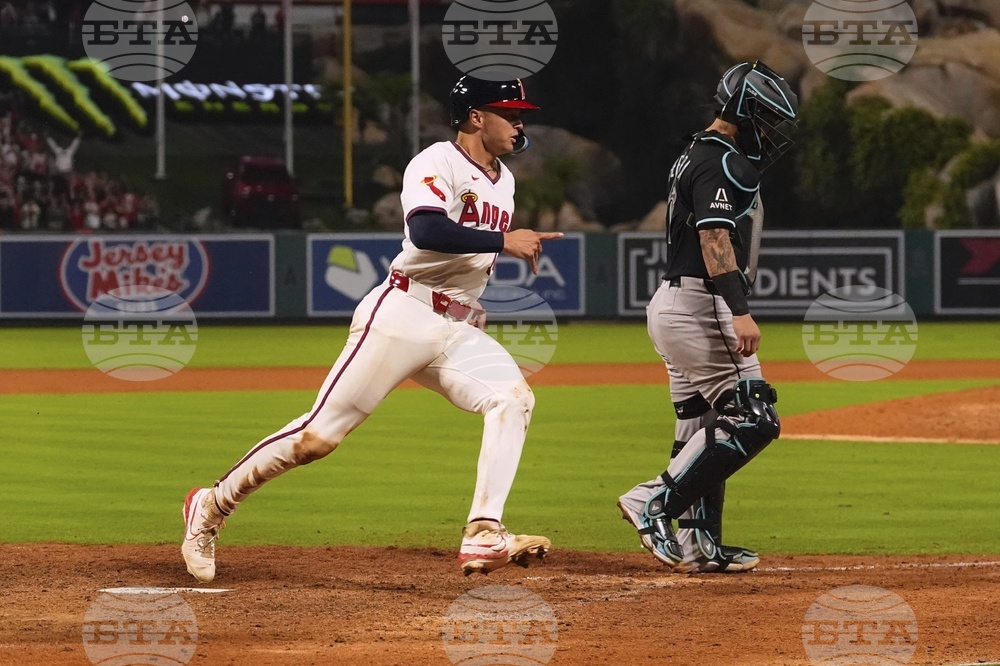 Diamondbacks Angels Baseball
