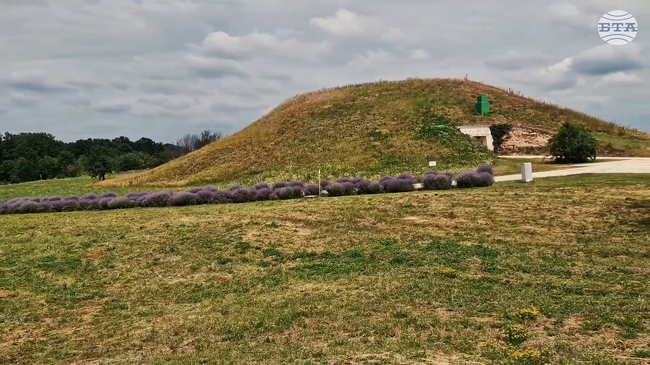 Isperih Museum of History Director Vasileva: Sveshtari Tomb Preserves Thracian and Hellenistic Achievements