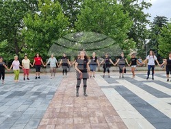 Търговище - фолклорен клуб „Омая“ - репетиции на открито