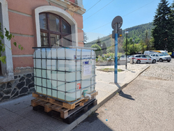 Брезник - бедствено положение - пункт за раздаване на вода