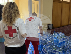 Брезник - бедствено положение - пункт за раздаване на вода