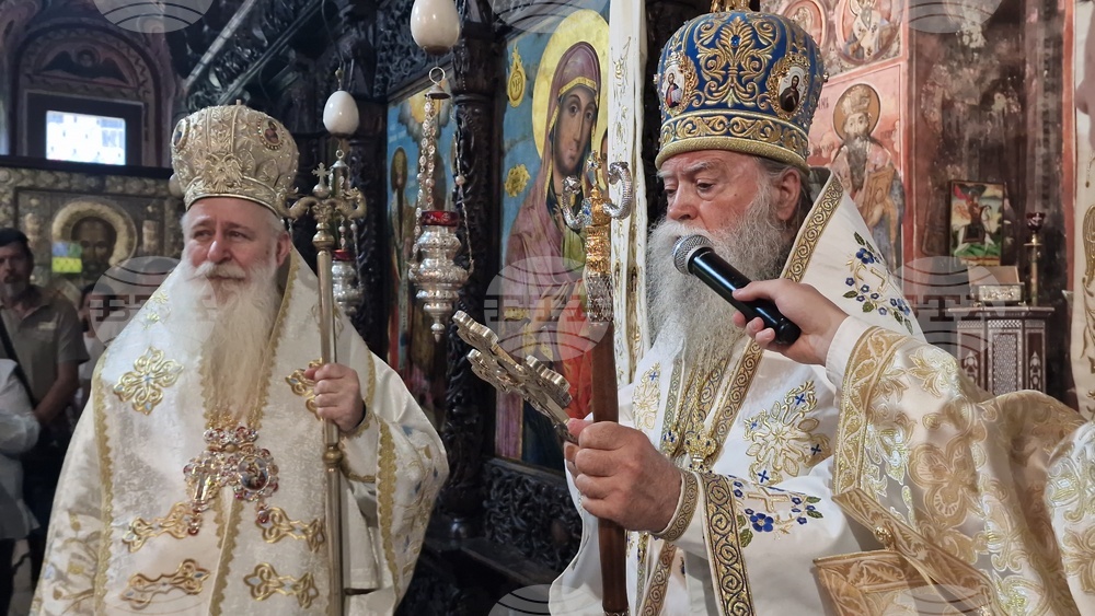 Троян - Троянски манастир - въдворяване на новия игумен Драговитийски епископ Василий