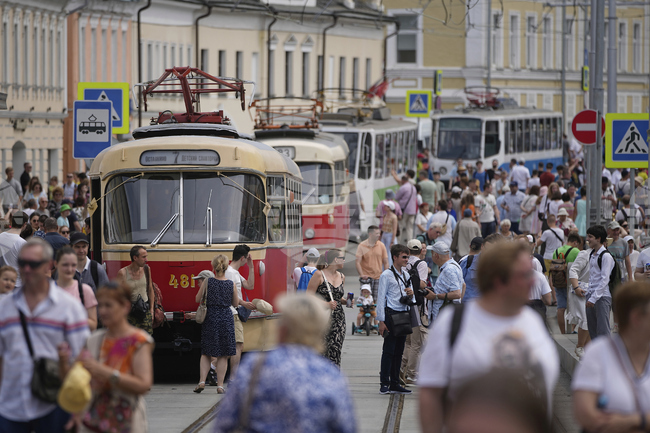 Най-малко 22 са пострадалите при сблъсък между два московски трамвая