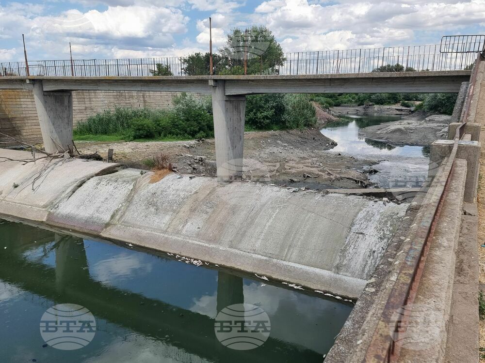 Ямбол - водно съоръжение - ремонт - мъртва риба