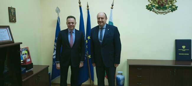 Ръководството на Техническия университет в София е поканено да участва в образователна изложба в Астана и Алмати