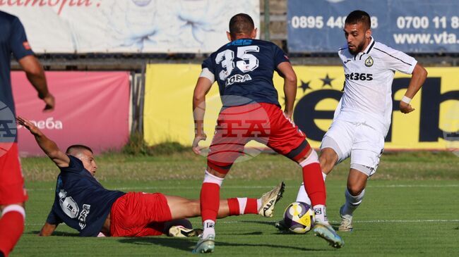 Роберто Райчев е с контузия и отпадна от националния отбор на България до 21 години