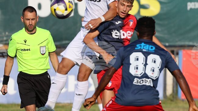 Втородивизионният Марек (Дупница) изпрати сигнал до БФС срещу съдийството на съботния мач с Севлиево