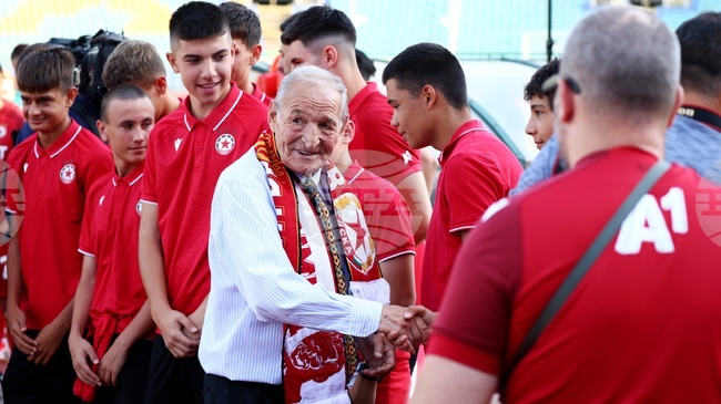 Треньорът на ЦСКА Христо Янев за Димитър Пенев: „Няма да забравя съветите и отношението ти към мен“