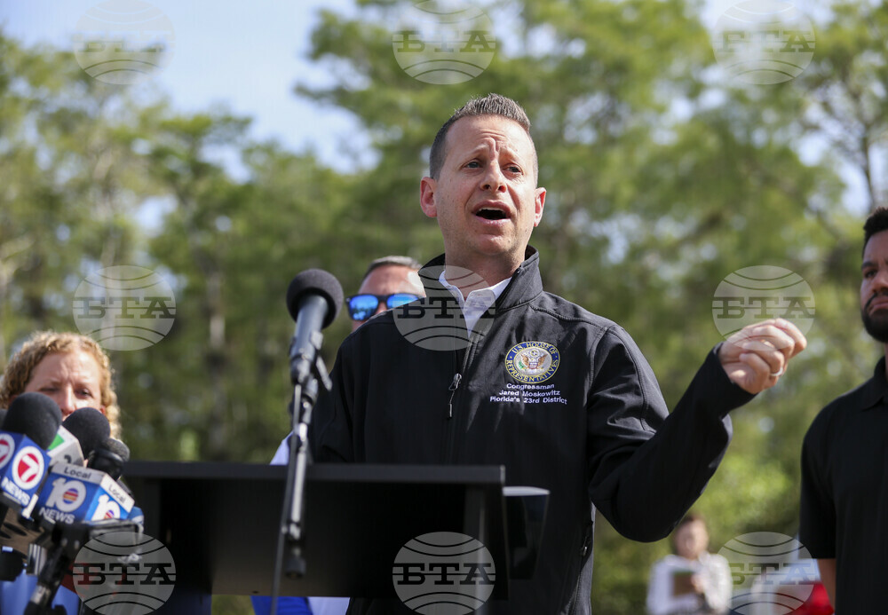 Immigration-Florida-Detention-Center