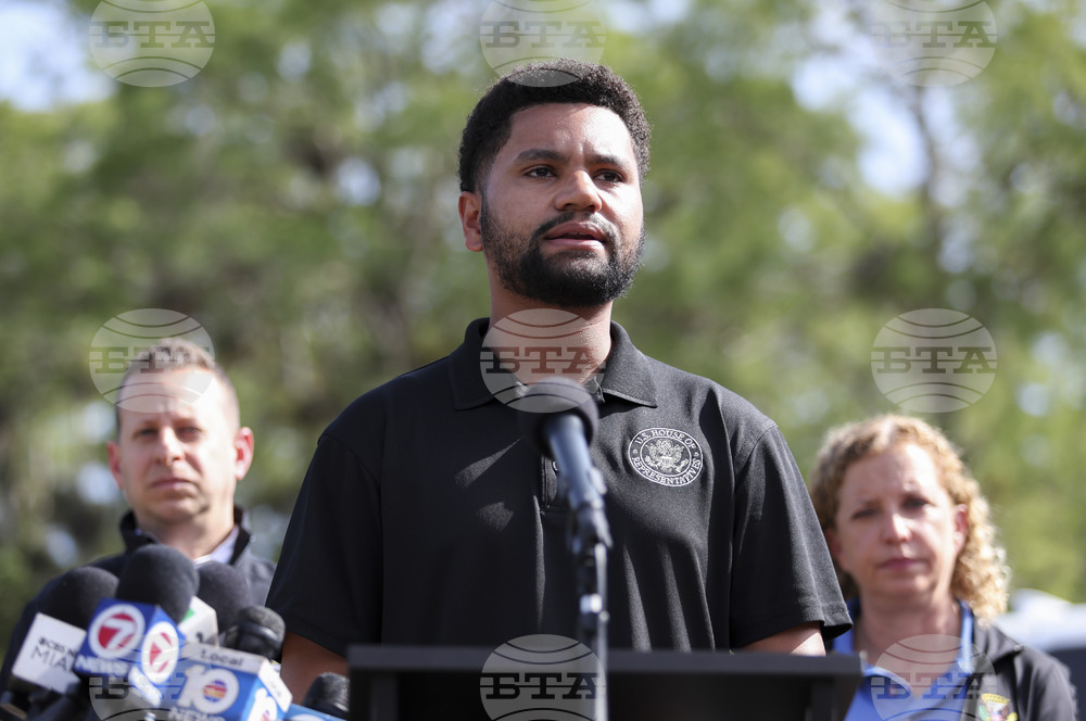 Immigration-Florida-Detention-Center