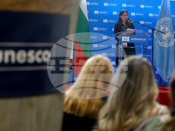 Франция - Париж - ЮНЕСКО - лекция