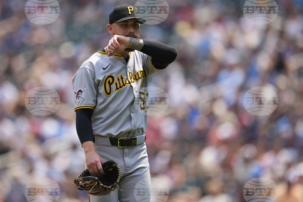 Pirates Twins Baseball