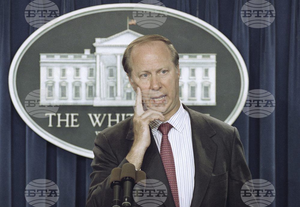 Obit David Gergen