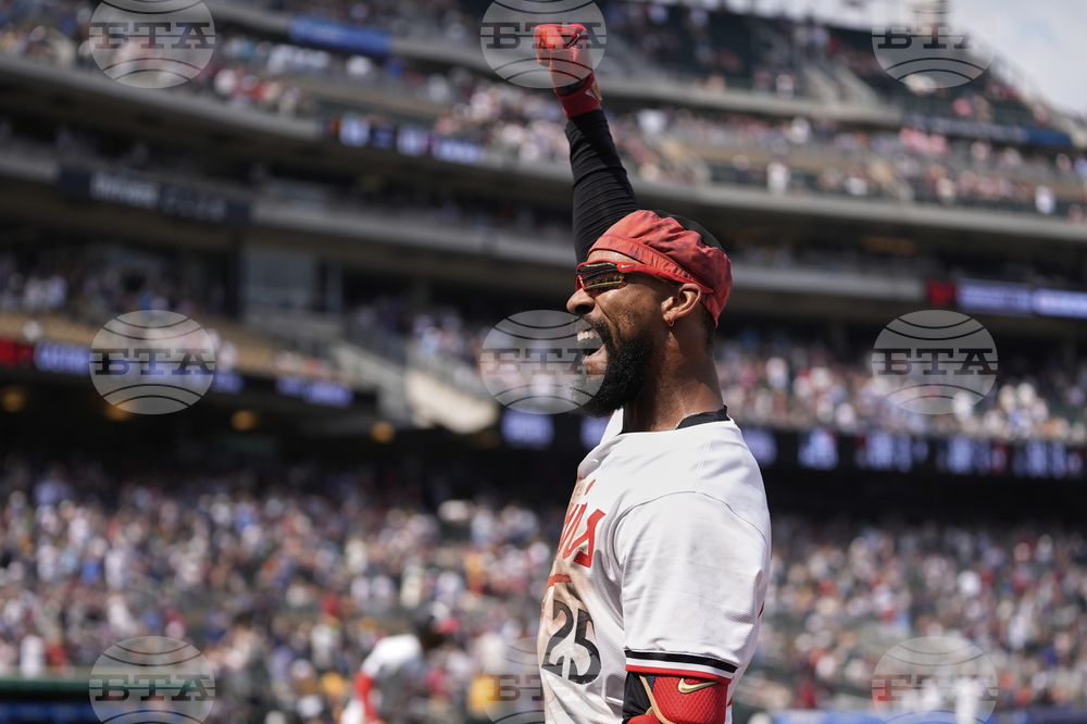 APTOPIX Pirates Twins Baseball