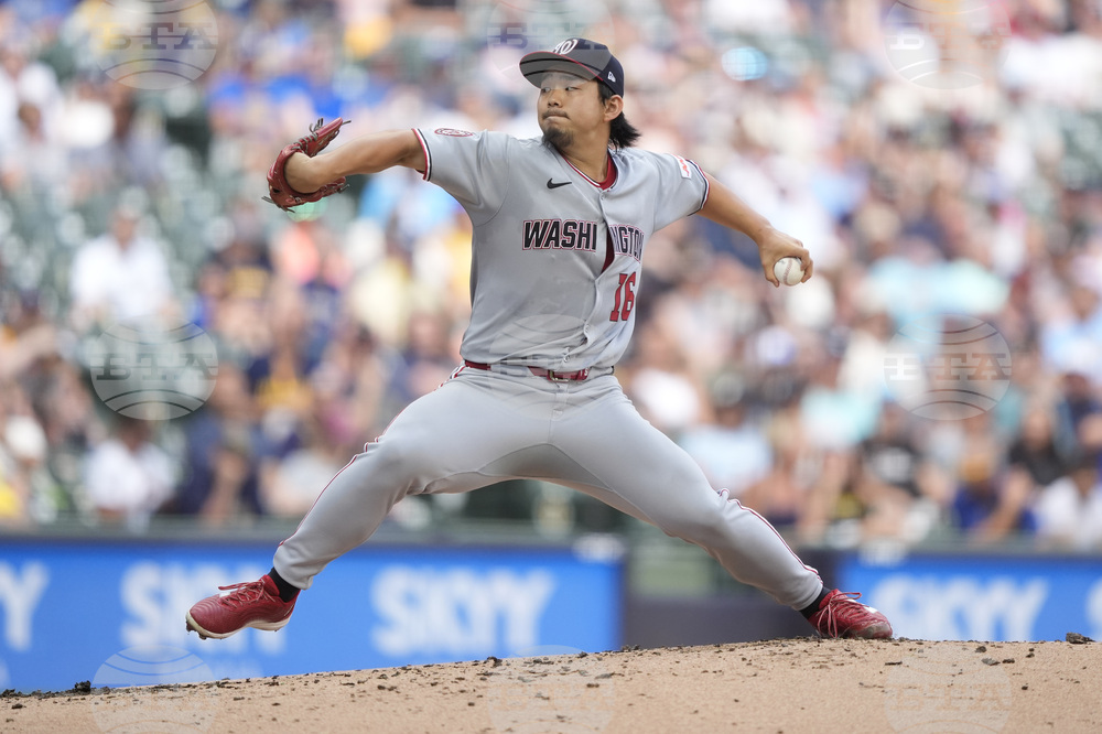 Nationals Brewers Baseball