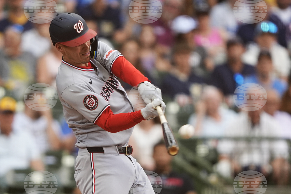 Nationals Brewers Baseball