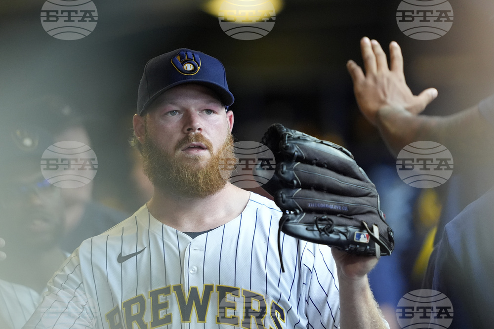 Nationals Brewers Baseball