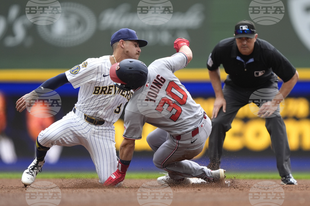 Nationals Brewers Baseball