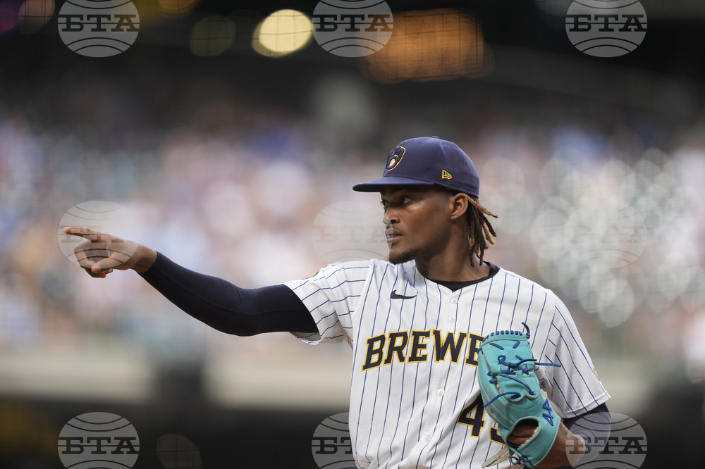 Nationals Brewers Baseball