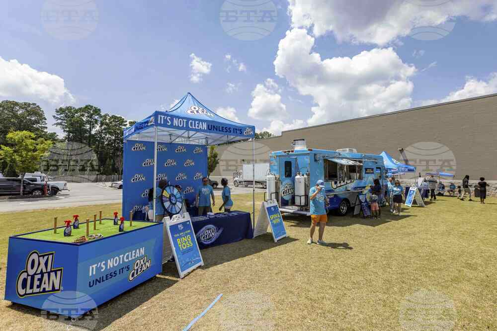 The Mess Express: Powered by OxiClean