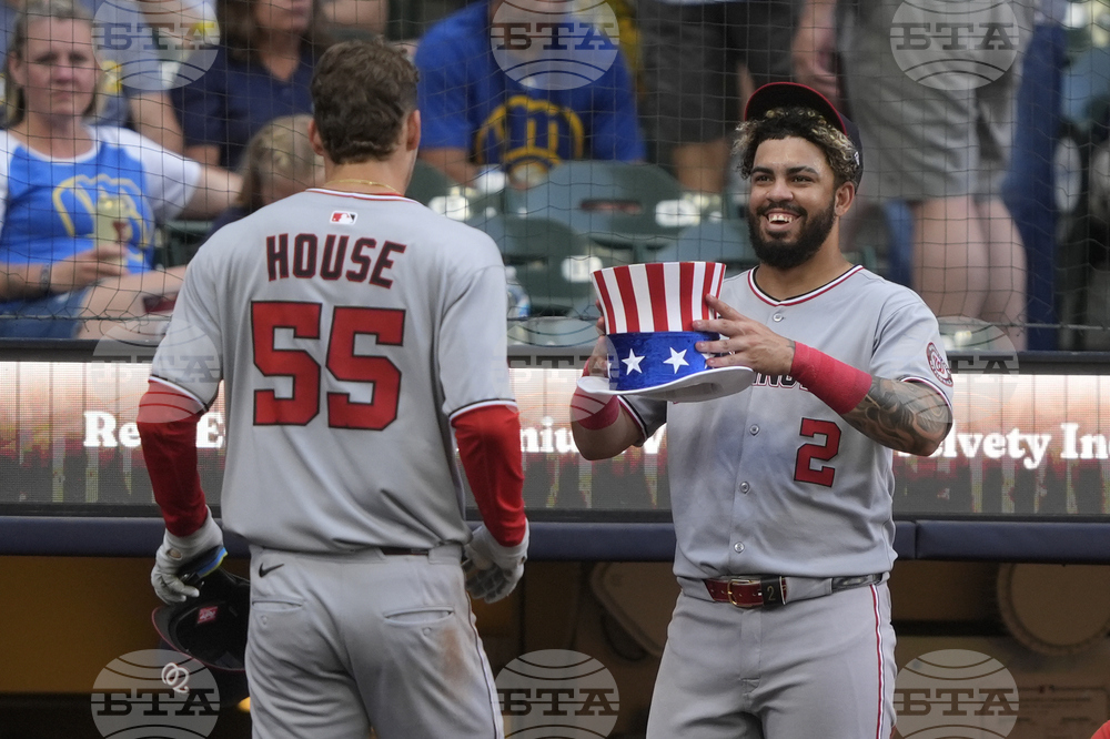 Nationals Brewers Baseball