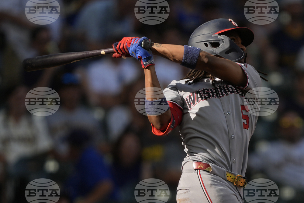 Nationals Brewers Baseball