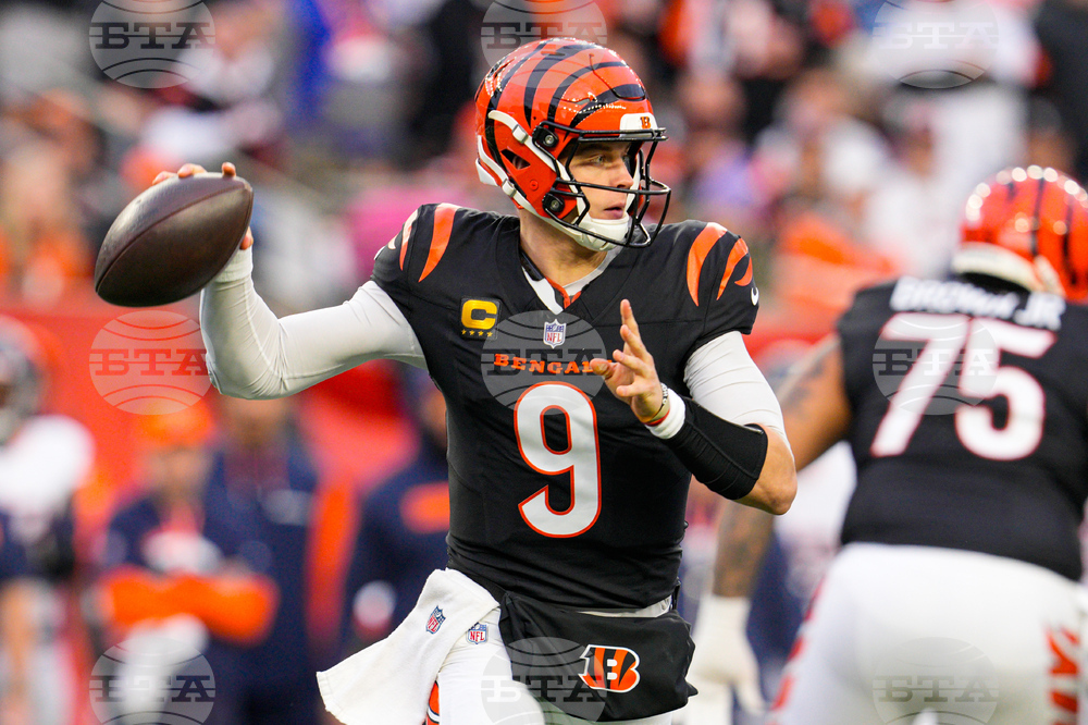 Top 5 Quarterbacks Football