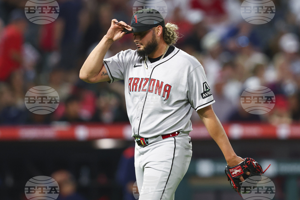 Diamondbacks Angels Baseball