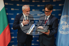 France - Ernesto Ottone - Marian Bachev - meeting