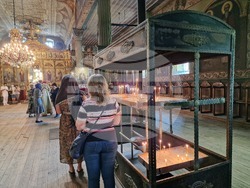 Разград - църква - служба