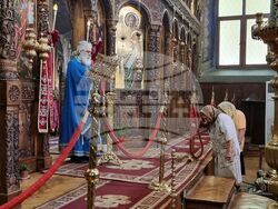 Ямбол - храм „Св. Николай Чудотворец” - литургия