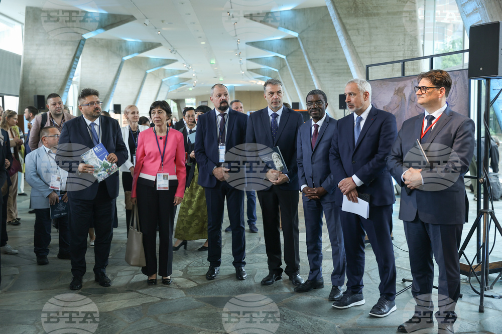 France - Paris - "Along the Waves of the Black Sea through the Ages" - Exhibition - Opening