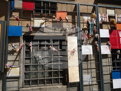 Италия - Рим - Мемориал „Стената на куклите“