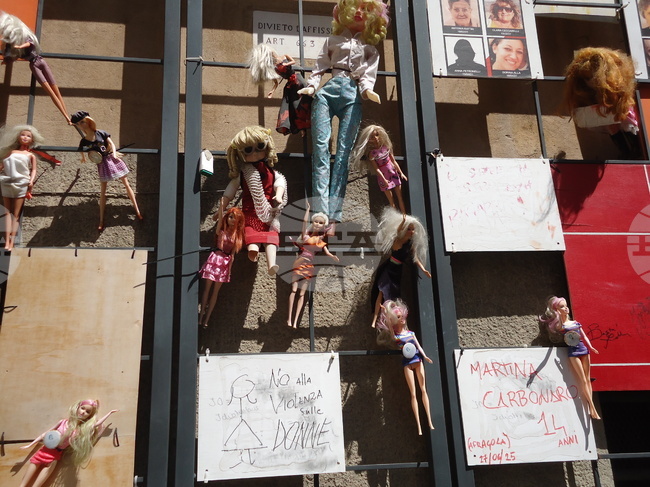 Случаят с Анастасия Трофимова и дъщеря ѝ Андромеда се очертава като истинска главоблъсканица за Рим