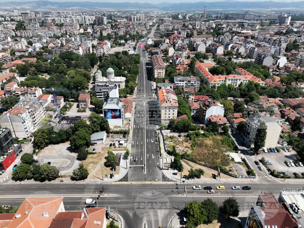 От 30 август до 13 септември кръстовището на бул. „Сливница“ с бул. „Д-р Петър Дертлиев“ и ул. „Адам Мицкевич“ в столицата ще бъде в ремонт