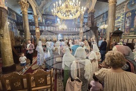 Сливен - литургия - Отец Серафим
