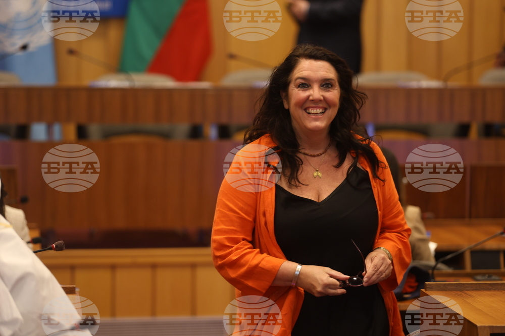 France - LIK magazine "Bulgaria at UNESCO" - presentation